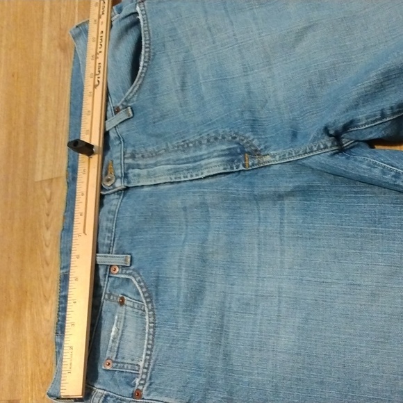 Lucky Brand Jeans Men's Size 36 Blue Bootcut Denim Distressed Medium Wash S7K - Picture 7 of 15